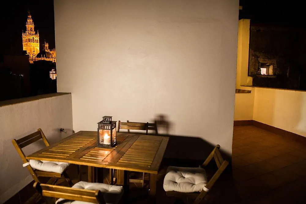 Apartamentos Mariano De Cavia Seville