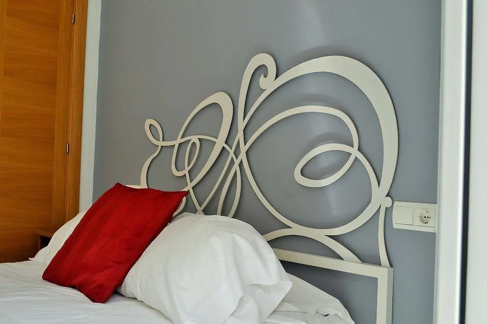Apartamentos Mariano De Cavia Seville Apartment