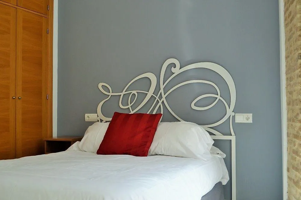 Apartamentos Mariano De Cavia Seville 0*,