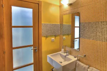 Apartamentos Mariano De Cavia Seville Apartment