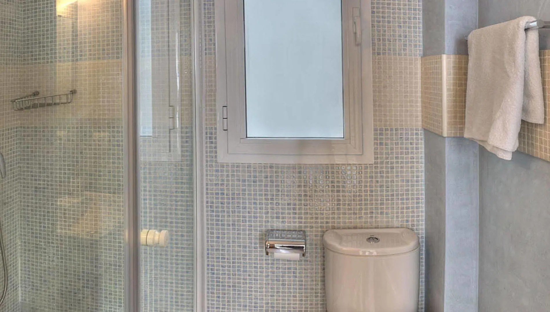 Apartamentos Mariano De Cavia Seville Spain