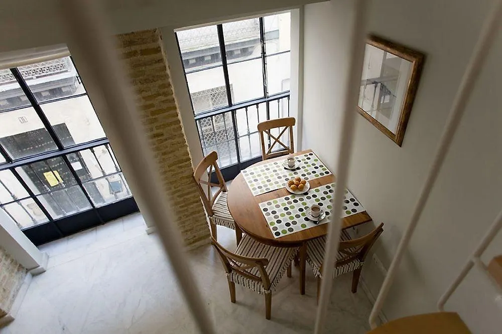 Apartamentos Mariano De Cavia Seville