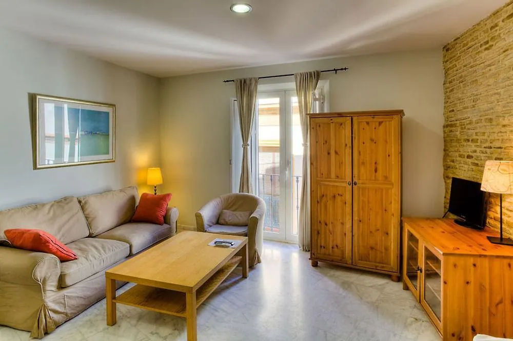 Apartamentos Mariano De Cavia Seville Apartment
