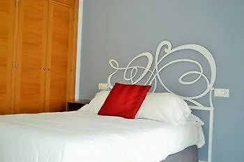 Apartamentos Mariano De Cavia Seville Apartment